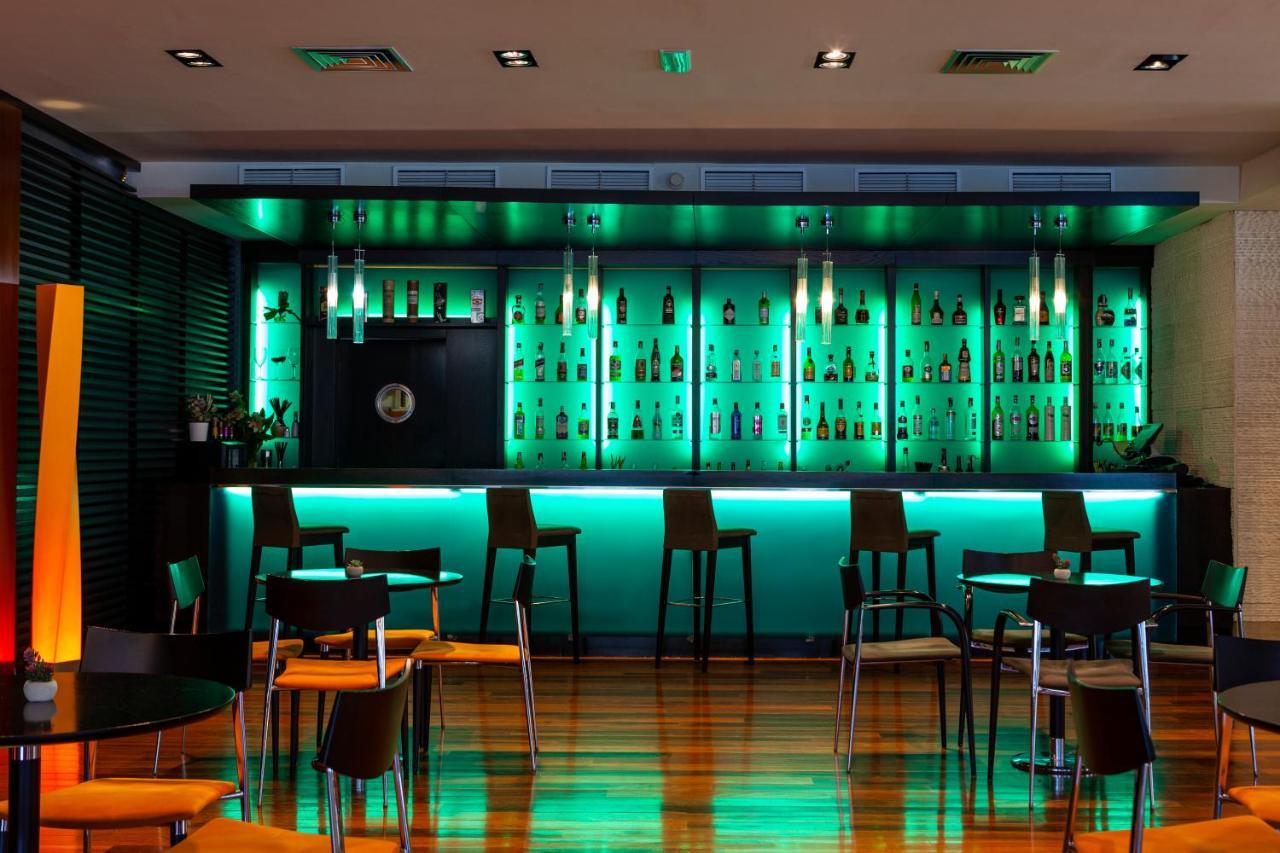 Hotel Macia Real De La Alhambra Гранада Экстерьер фото