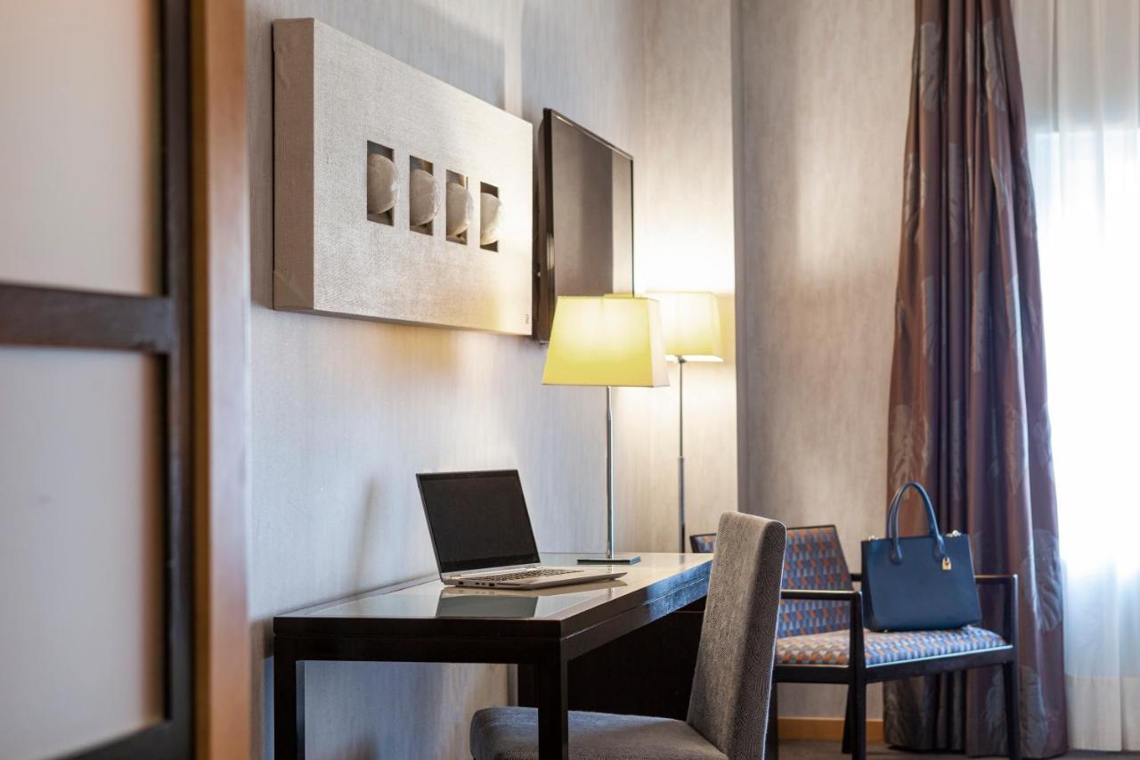 Hotel Macia Real De La Alhambra Гранада Экстерьер фото
