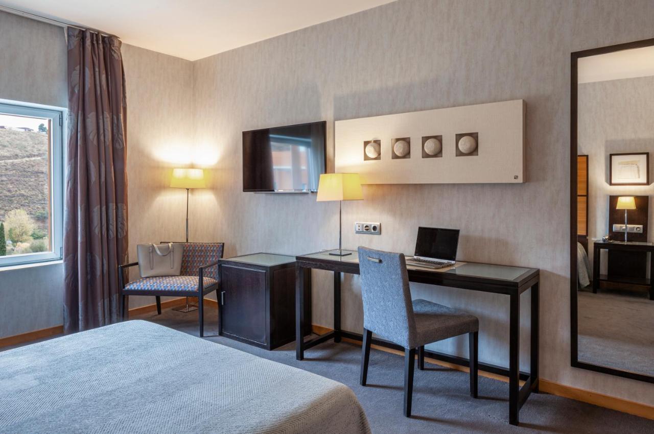 Hotel Macia Real De La Alhambra Гранада Экстерьер фото