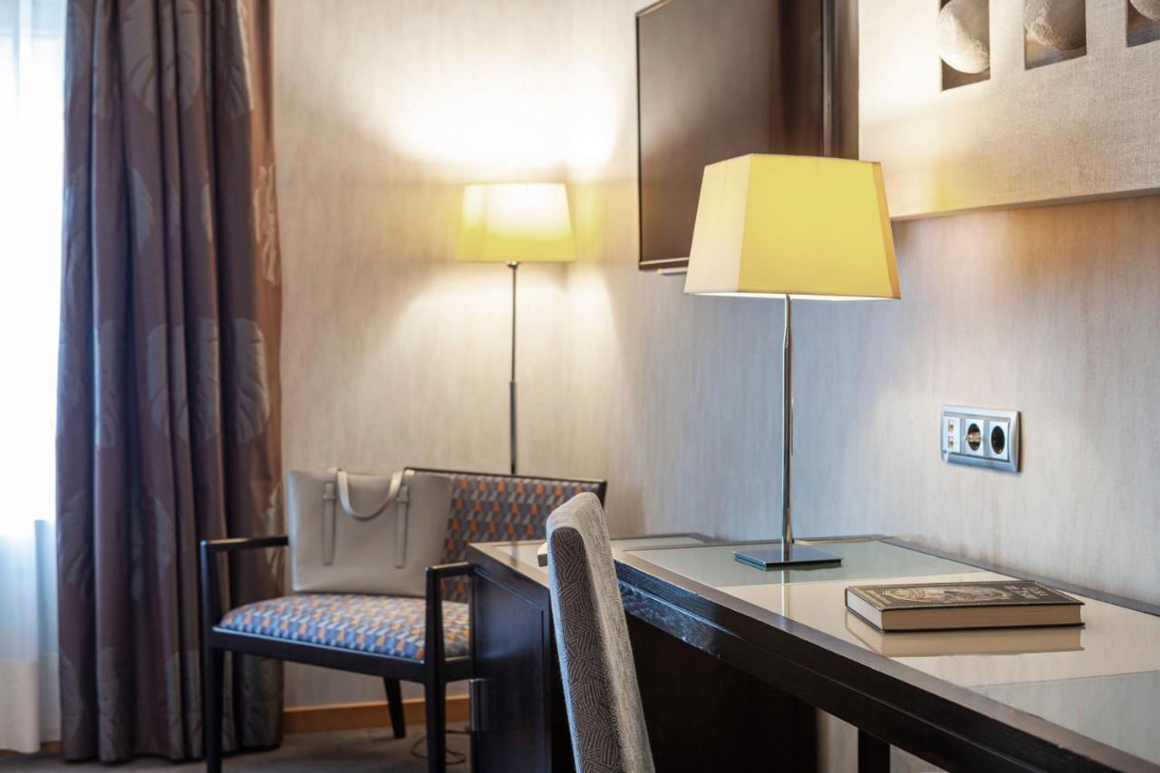 Hotel Macia Real De La Alhambra Гранада Экстерьер фото
